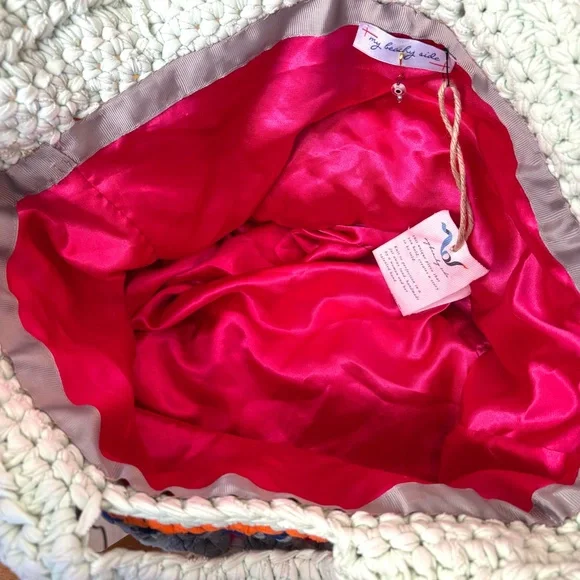 My Beachy Side Hand Crochet Granny Square Tote Beach Bag Boho Resort NEW - Picture 8 of 10